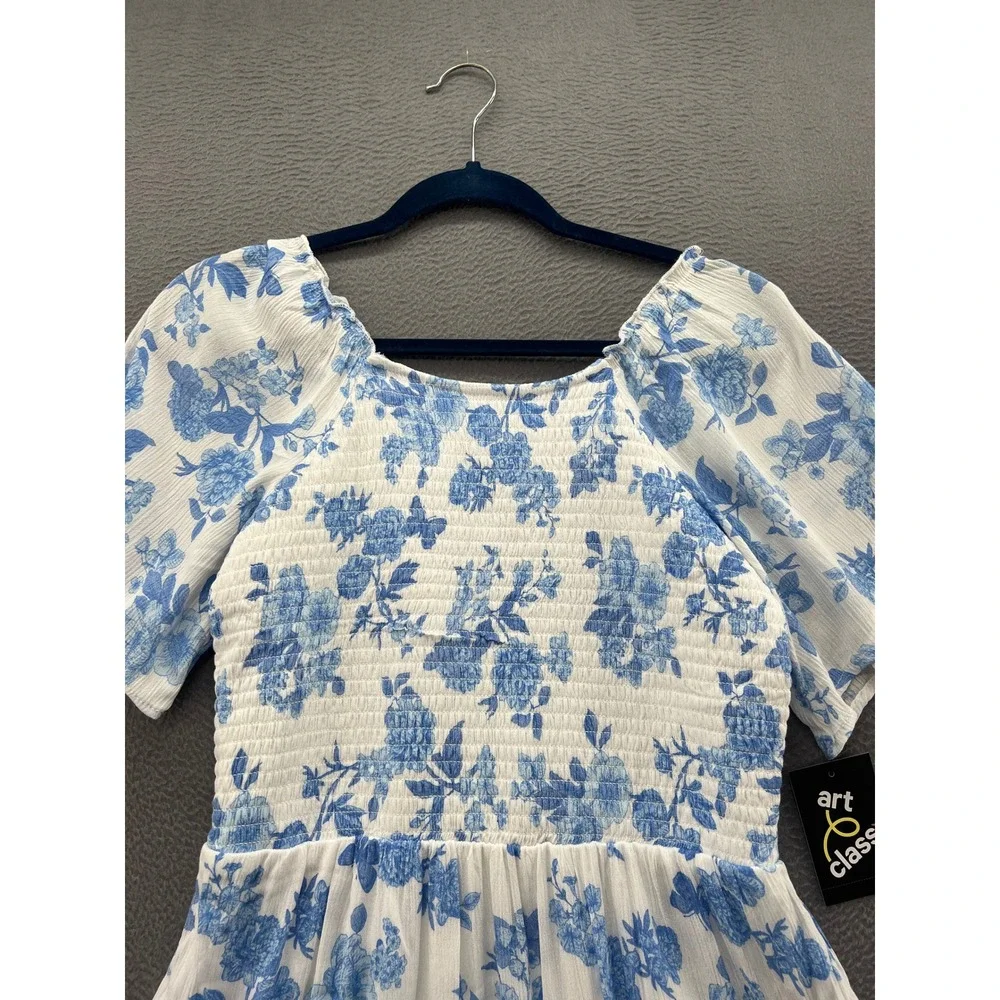 Art Class Dress Girls XXL Blue Floral Smocked Tiered Dress NWT White Short Sleev